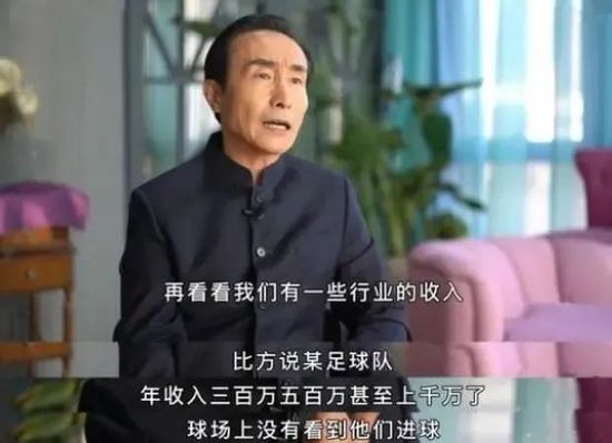 厄尔·斯通，一个破产且茕居的八旬白叟当房产因资不抵债被拘留收禁拍卖时，厄尔获得一份只需要他开车的工作——这份工作足够简单，但厄尔不知道的是，他成了墨西哥贩毒团体的一位运毒者。他完成的很是超卓，事实上经过他运输的福寿膏愈来愈多，以致于后来贩毒团体专门给他配备了一位对接人。可是，黑暗盯上厄尔的其实不只有贩毒团体，这位神秘的新晋运毒者也吸引了美国缉毒局奸细科林·贝茨的注重。固然厄尔的财政题目就此获得解决，但他曾犯下的各种人生毛病也逐步起头带来繁重的压力。在被法律部分拘系回案，或被贩毒团体下辣手之前，厄尔还有足够的时候来改正毛病吗？